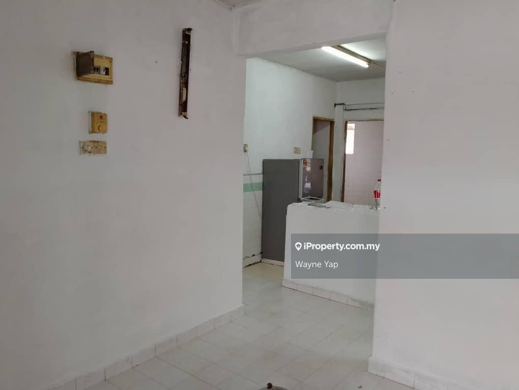 Gugusan Rosa Kota Damansara Below Market Rm100k 100% Loan Free stamp