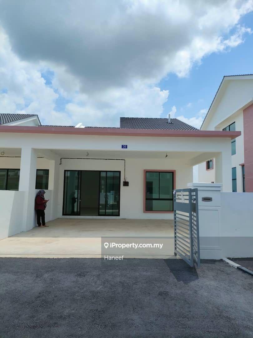 Nice House In Alor Setar