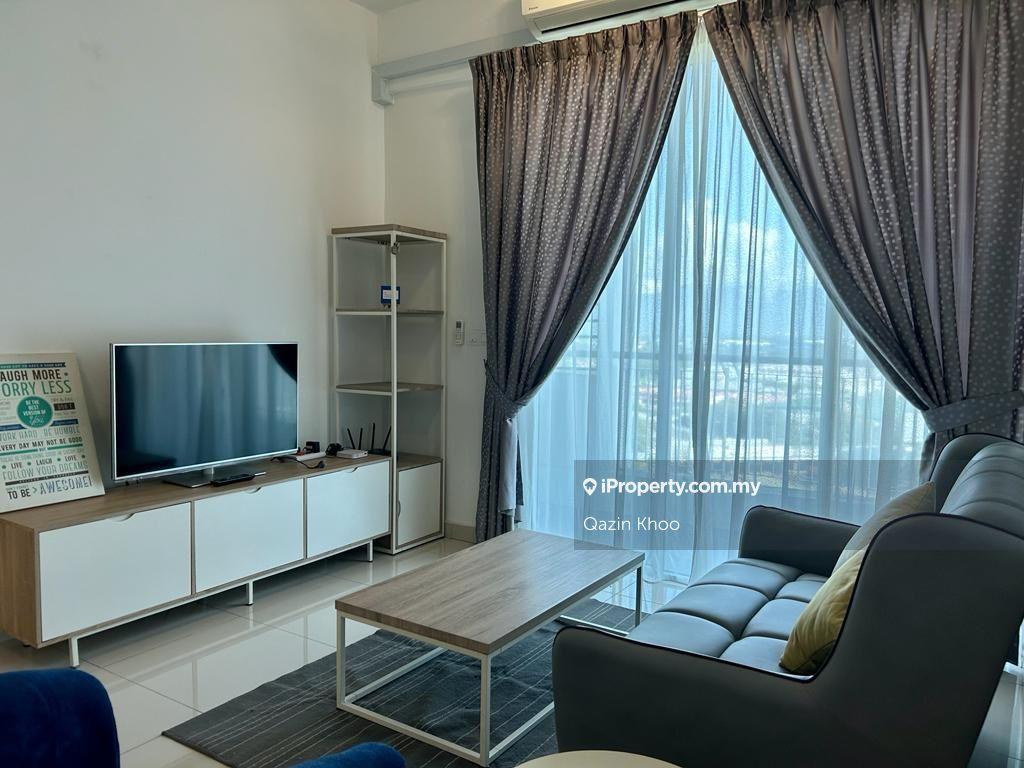 High Floor, 3 Car Parks, Good Condition, Strategic Location