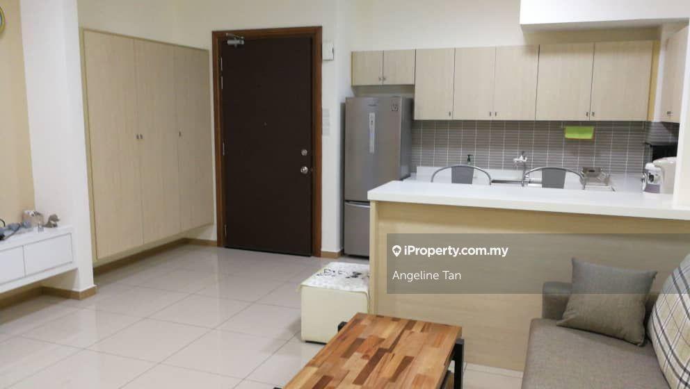 Studio apartment walking distant to ktm & rlt station
