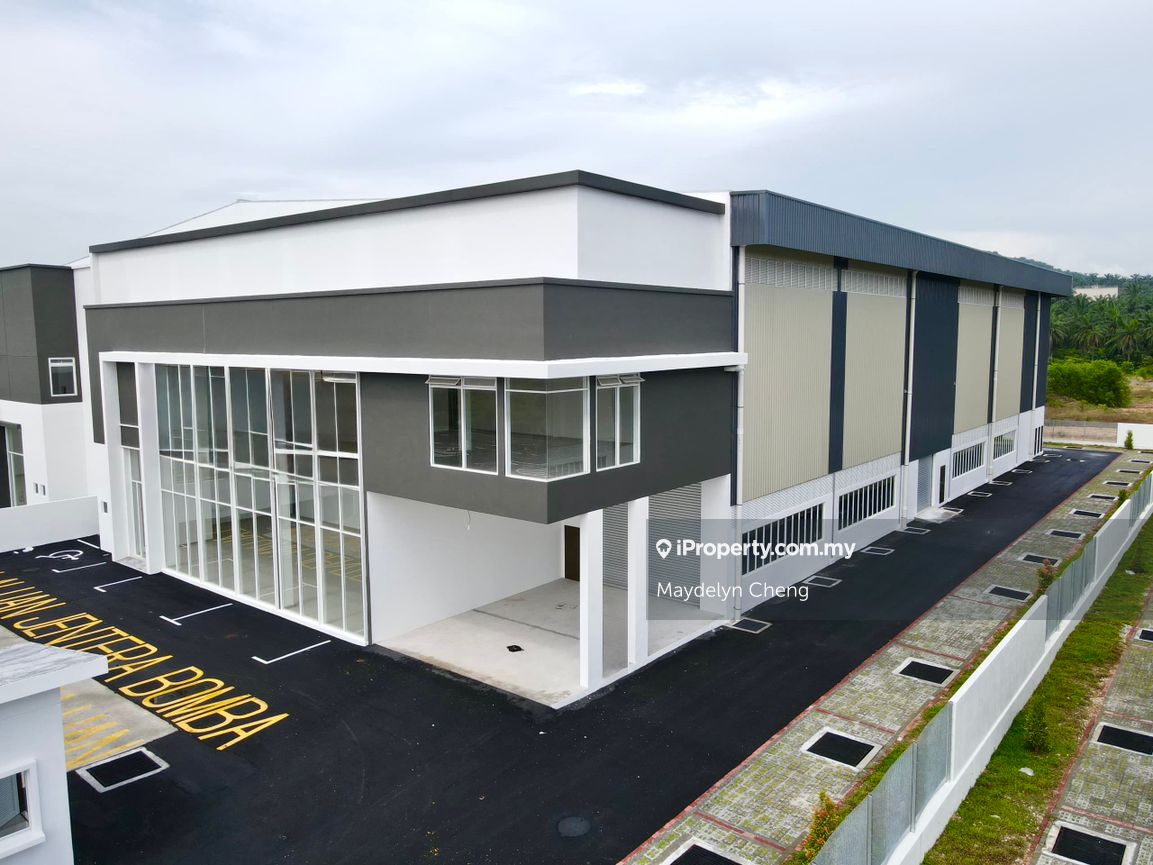 Puncak Alam New 2 Storey Semi Detached Factory