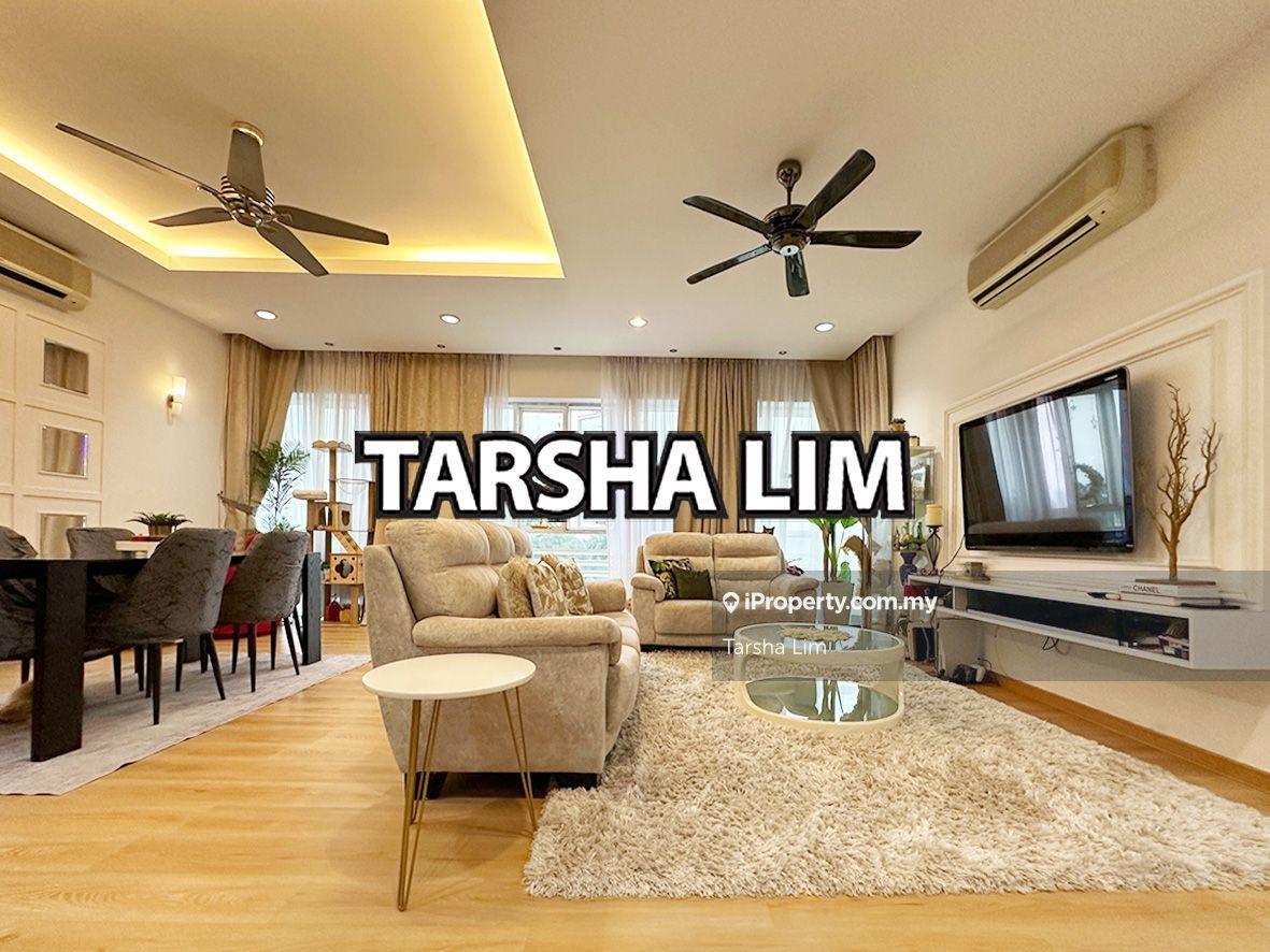 Modern classic well renovated home waiting for new owner to move in