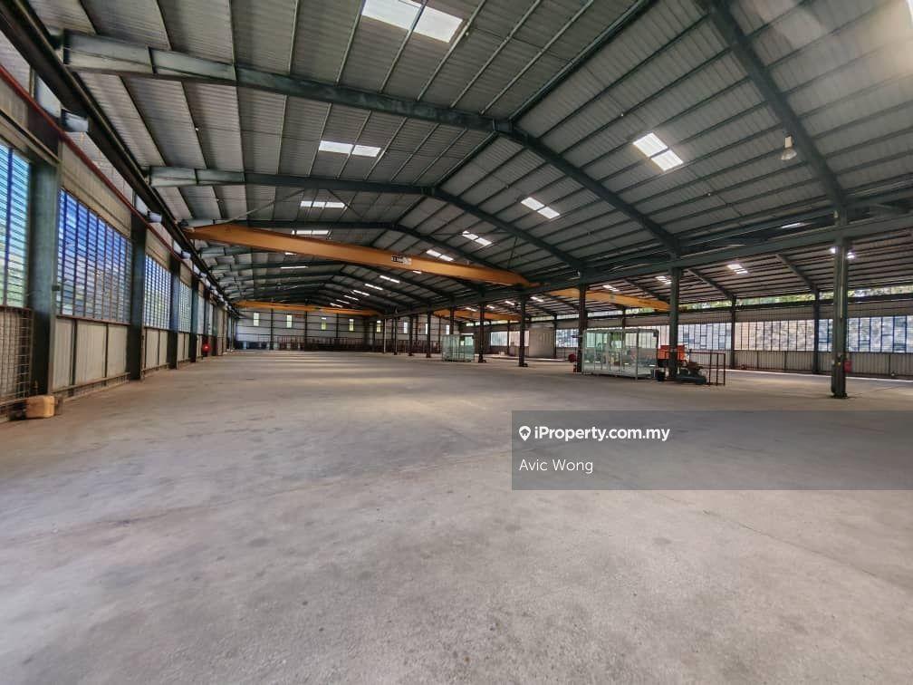 Heavy duty warehouse 
