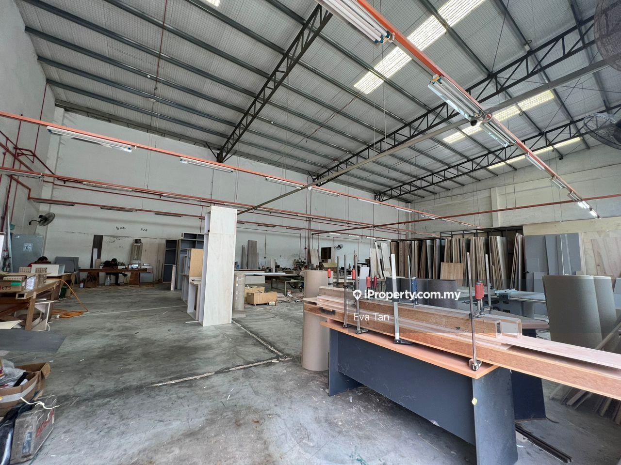 Semi-D factory at Gelang Patah for Sale