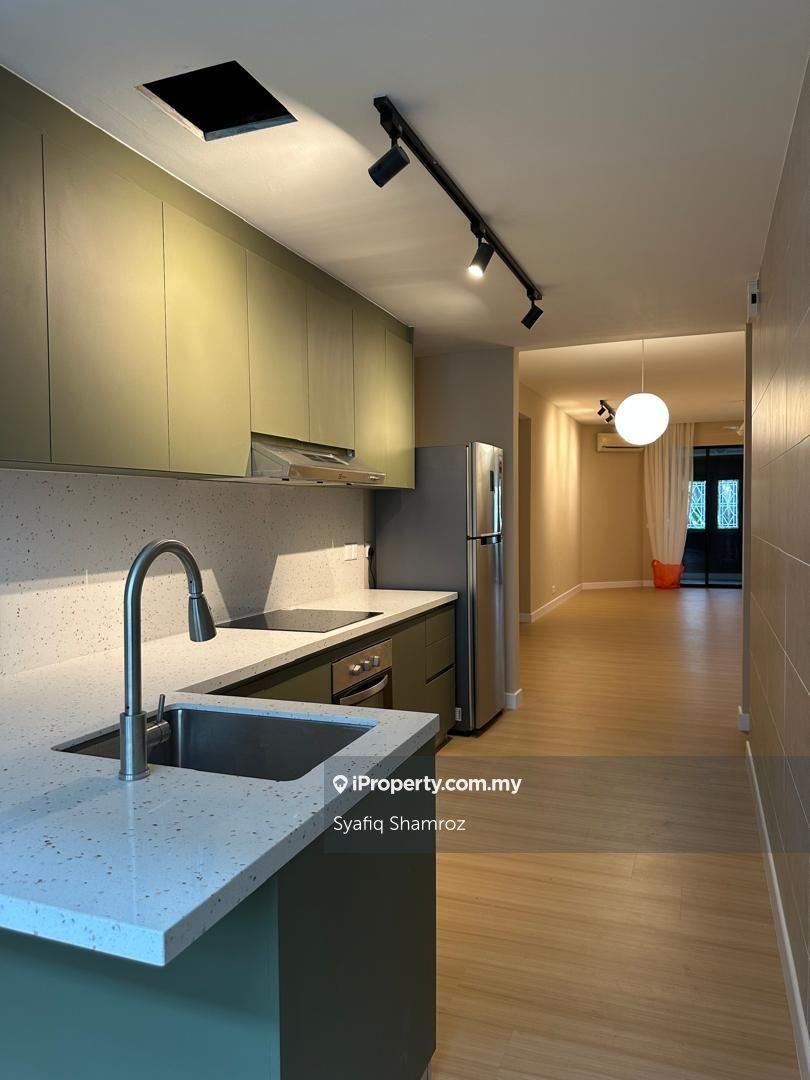 Desa Palma Ground Floor Refurbish Unit For Rent