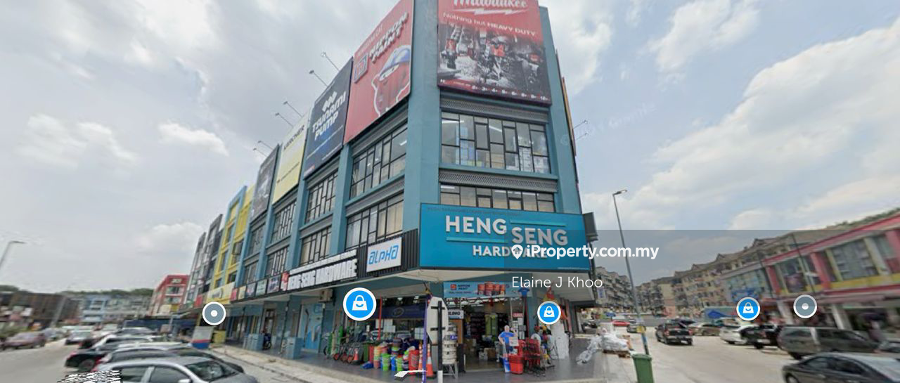 Taman Sri Muda Seksyen 25 Shah Alam 4sty shop corner 9808sqft roi 5%