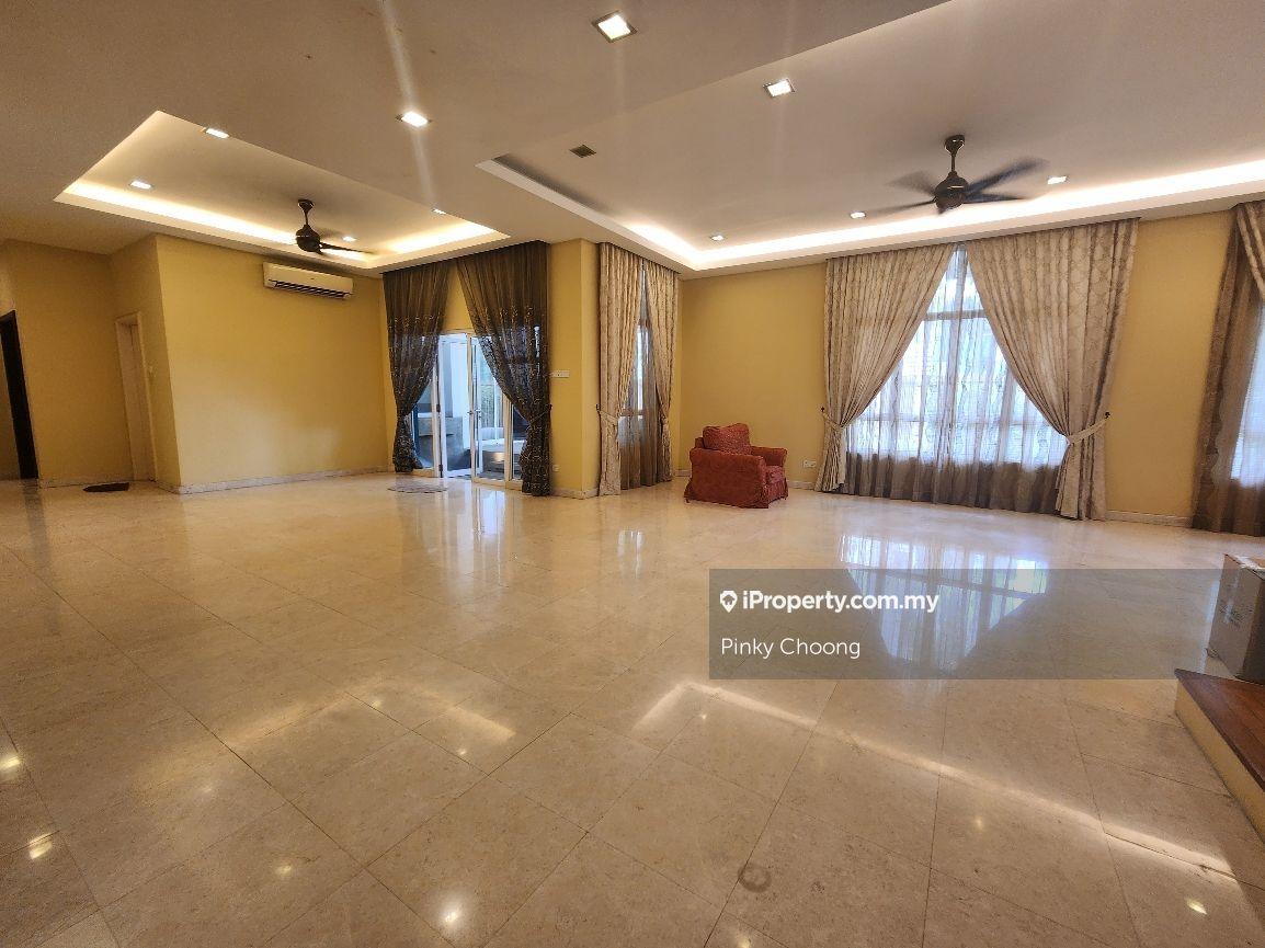 Super spacious bungalow 