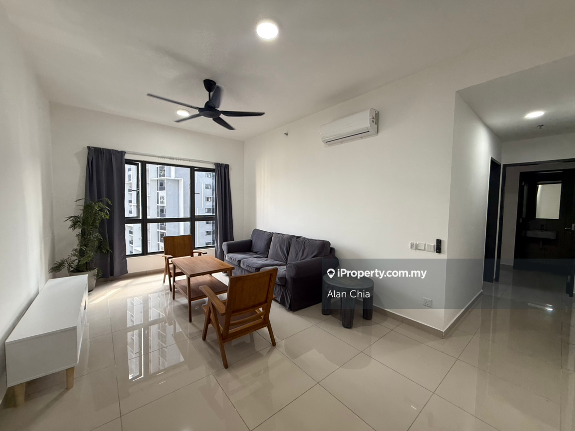 Brand new d quince 3 bedroom actual unit with fully furnish