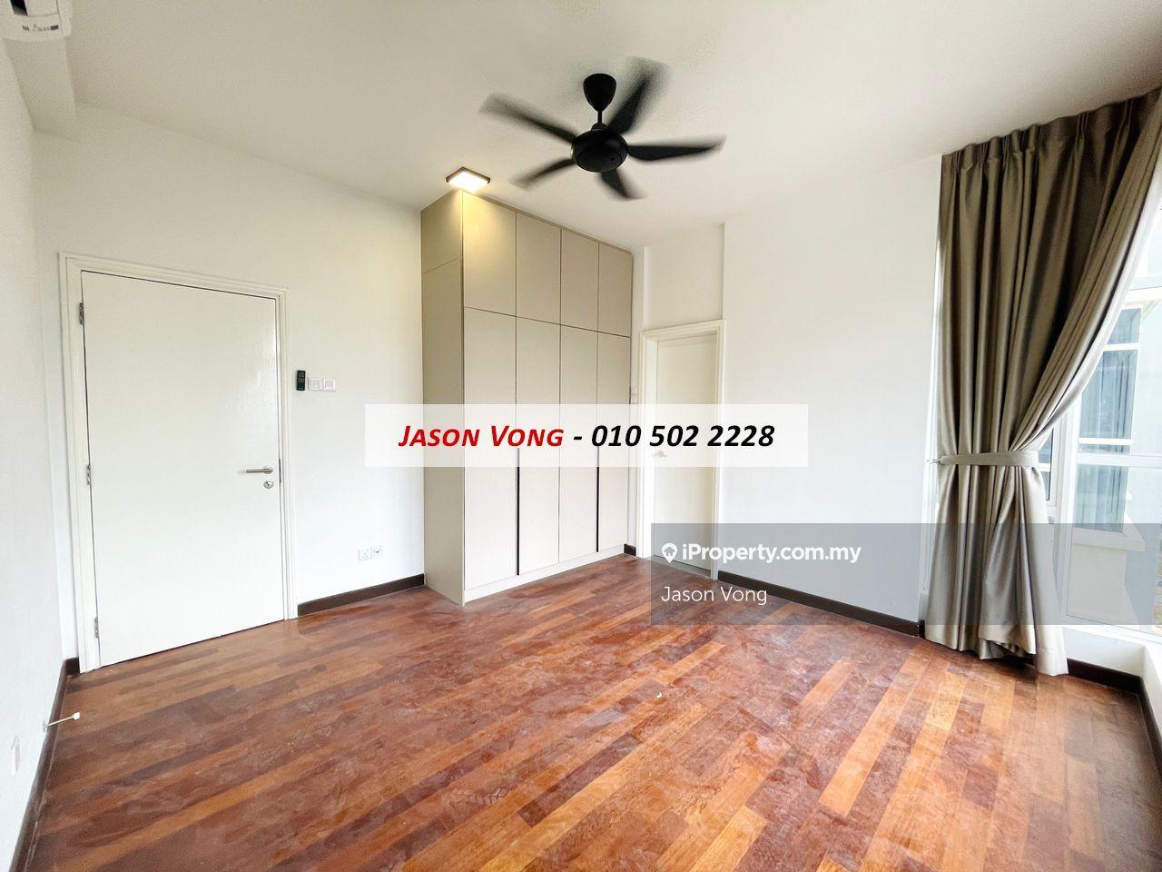 Actual unit photos - high floor, unblock view, 2 separate carpark.