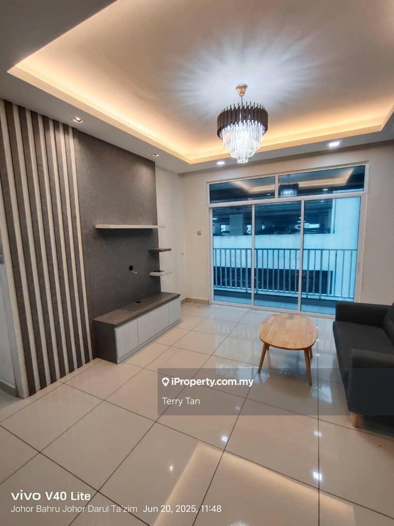 Twin Danga Taman Laguna Fully Furnished