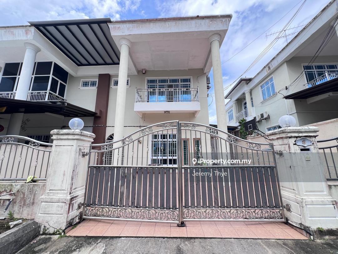 Taman Suria Double Storey Semi-d House