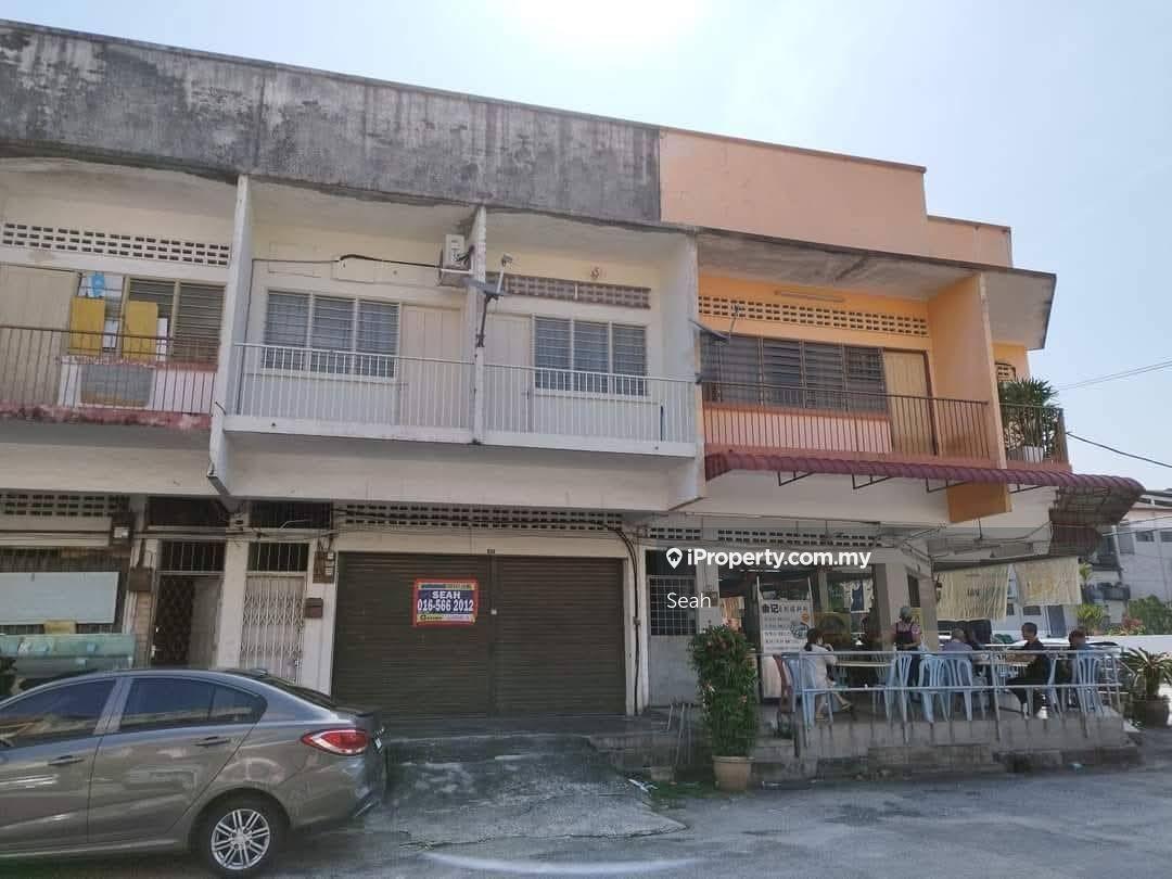 Pasir Puteh Freehold Shop
