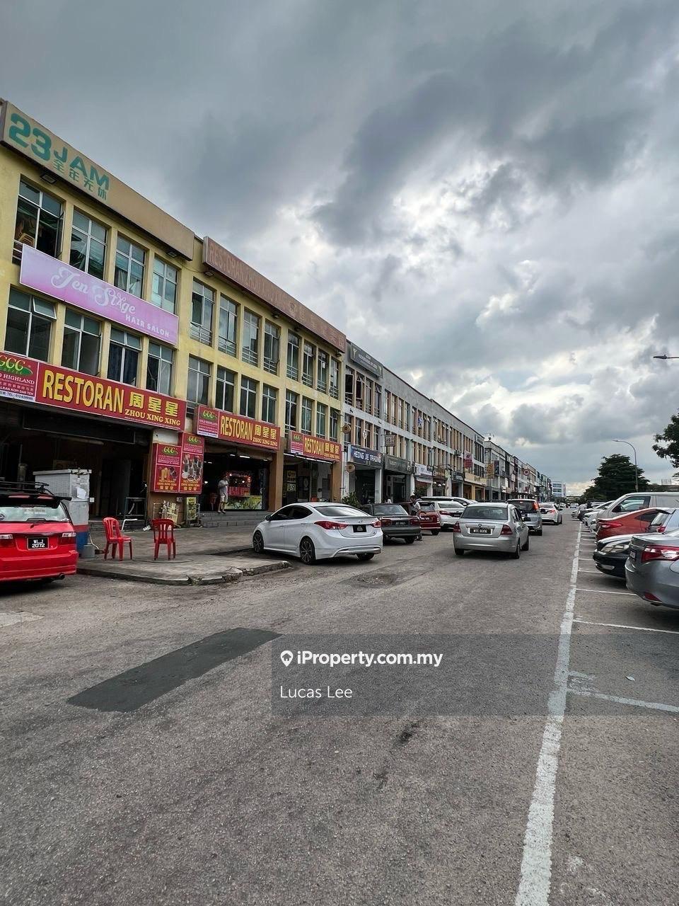 Mount Austin Shop @ Jln Mutiara Emas / Freehold / Main Road / Sale