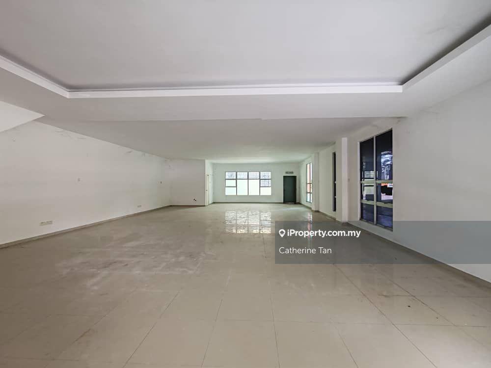 Corner Shop Lot for Rent Putra Heights, Subang Jaya  