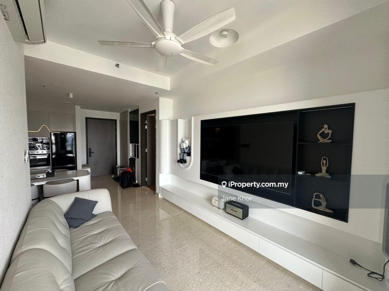 Brand New Renovated 871 sqft Marriott Residence