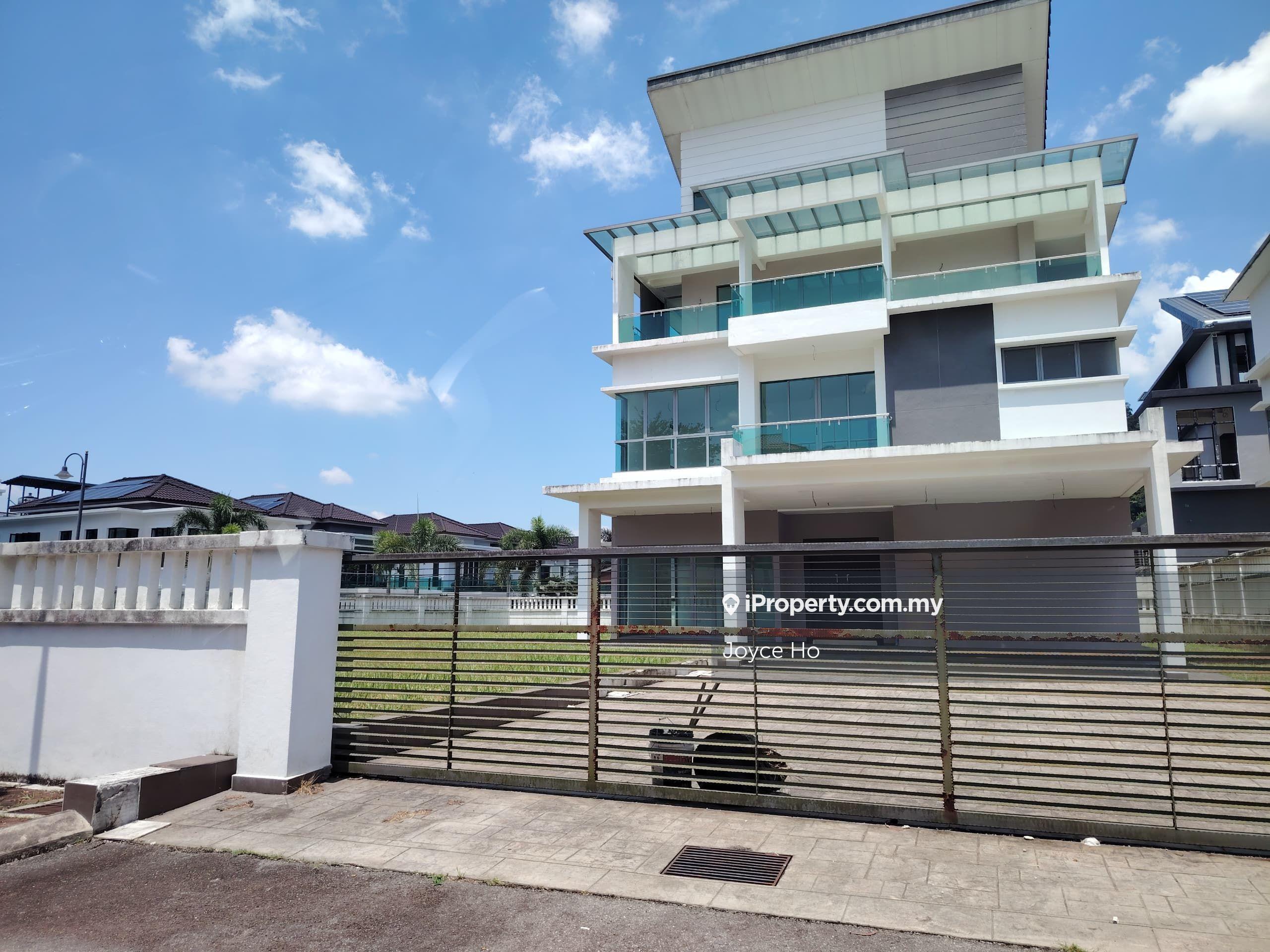 Damai Gayana 3 Bungalow Private lift with big Land10452 sqft