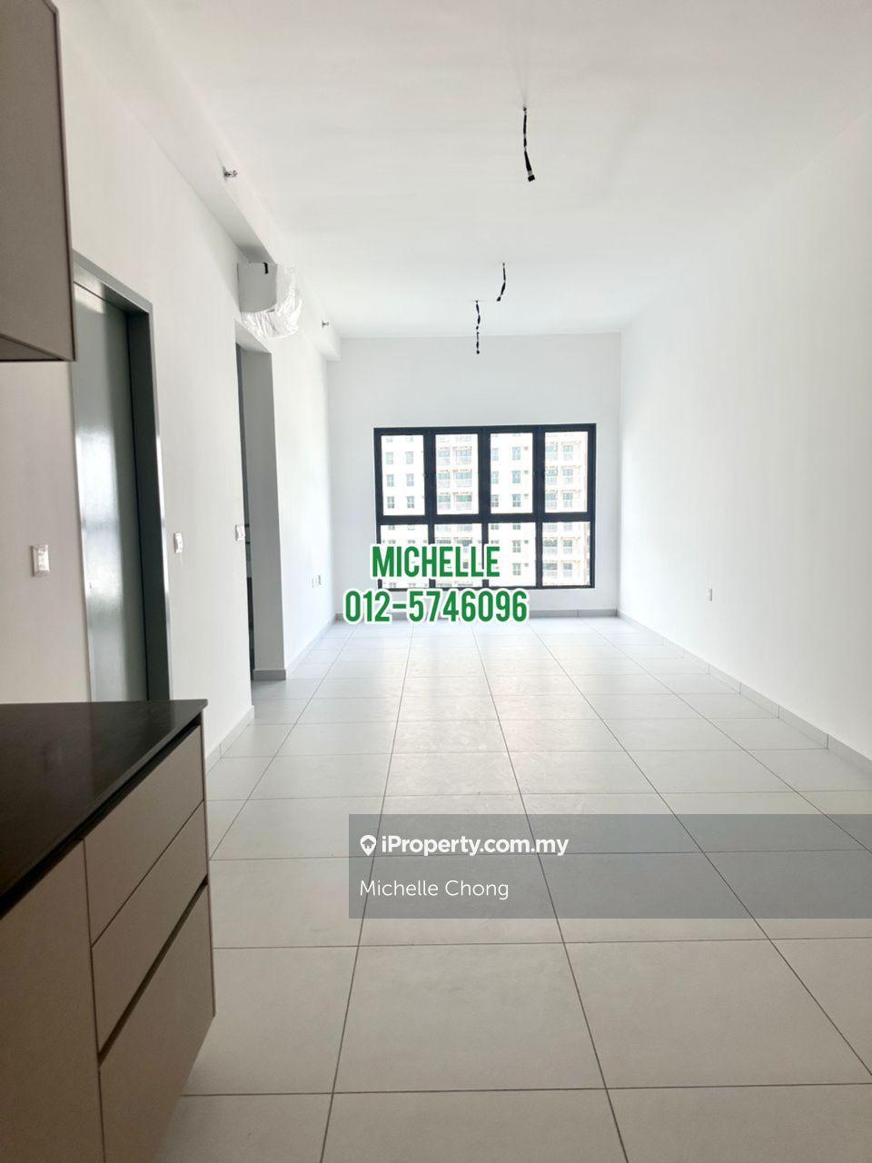 Sinaran 2 bedrooms 667sqft, 2 carparks
