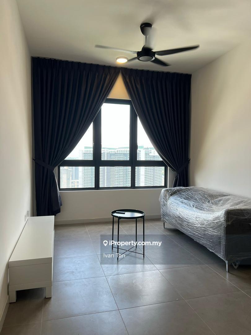 Great view, great facilities, walking distance to mrt via link bridge