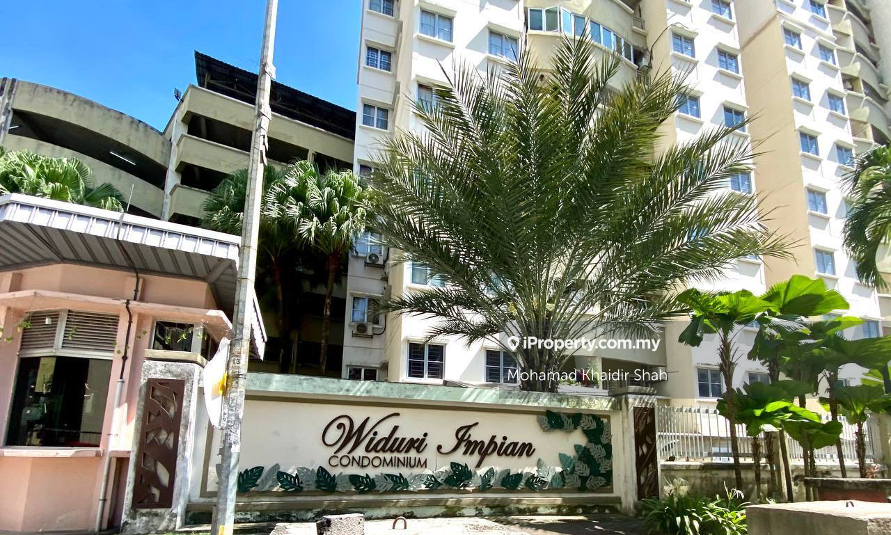 Condo with Strata Ready and Reserved Parking in Desa Petaling