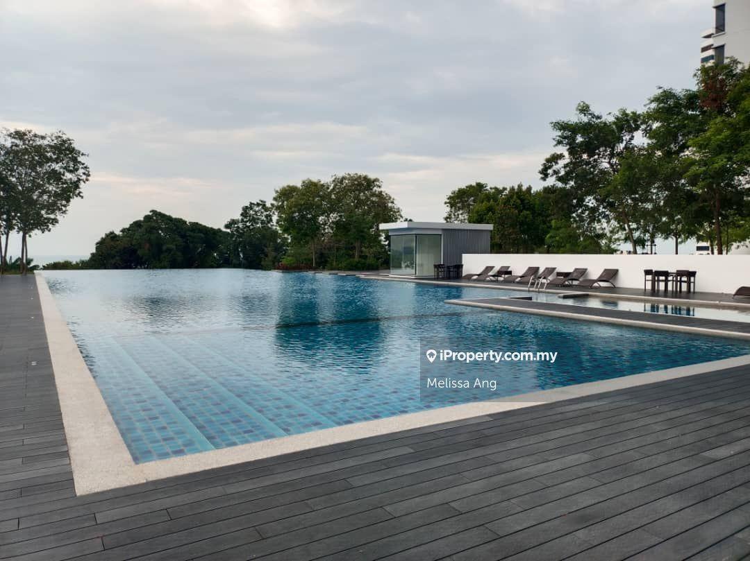 Super Low Density Seaview Condo