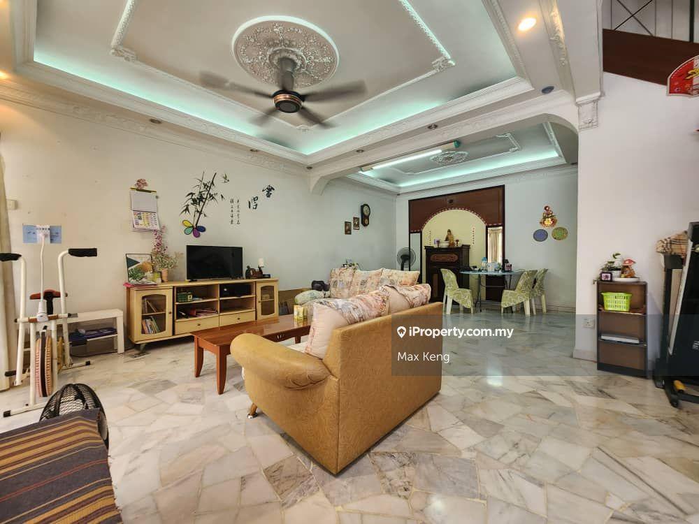 Masai Permas Jaya 6 Double Storey Terrace 22x70 Renovated Furnished