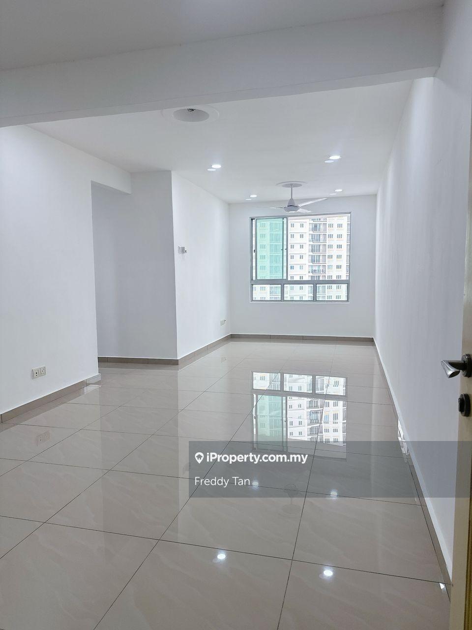Centrio avenue un -furnished 1-car park 