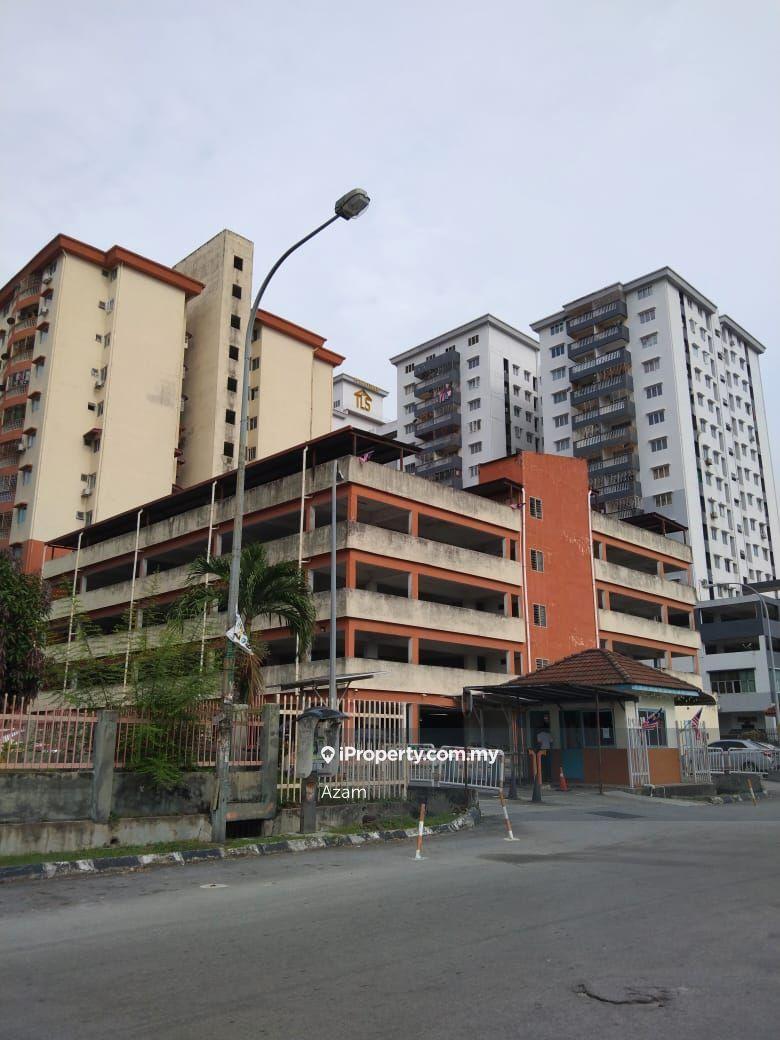 Lowfloor renovated unit