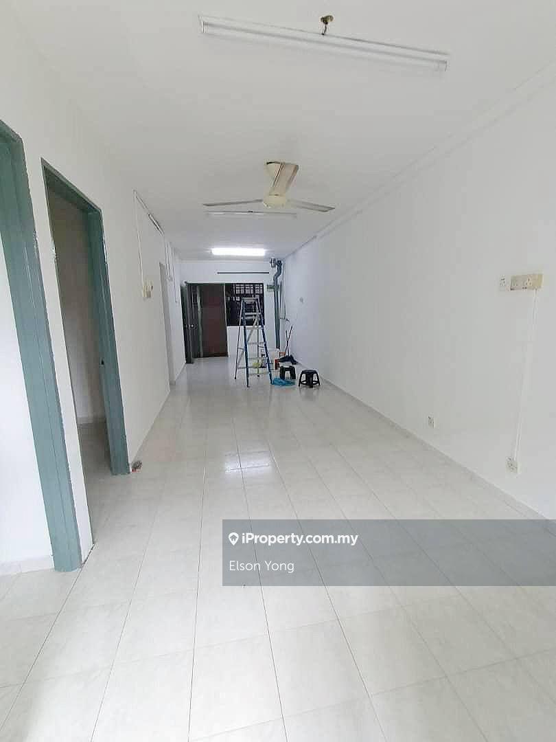 Jalan Tasek 64 Seri Alam, Masai, Low cost Flat Level 1