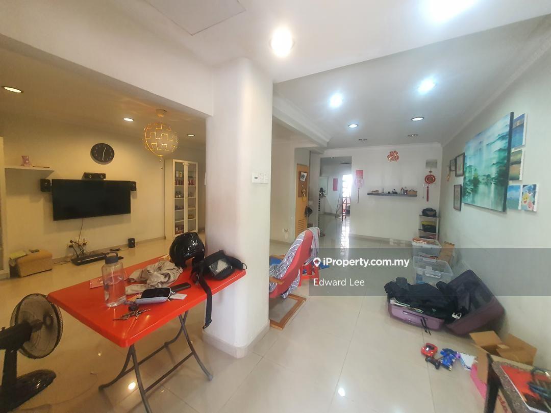 Saujana Damansara Damai 2sty 4 room 3 bath