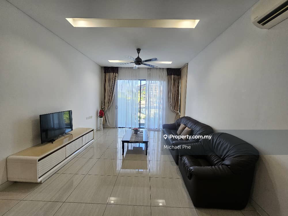 Vermont Suites Condominium fully furnished for rent