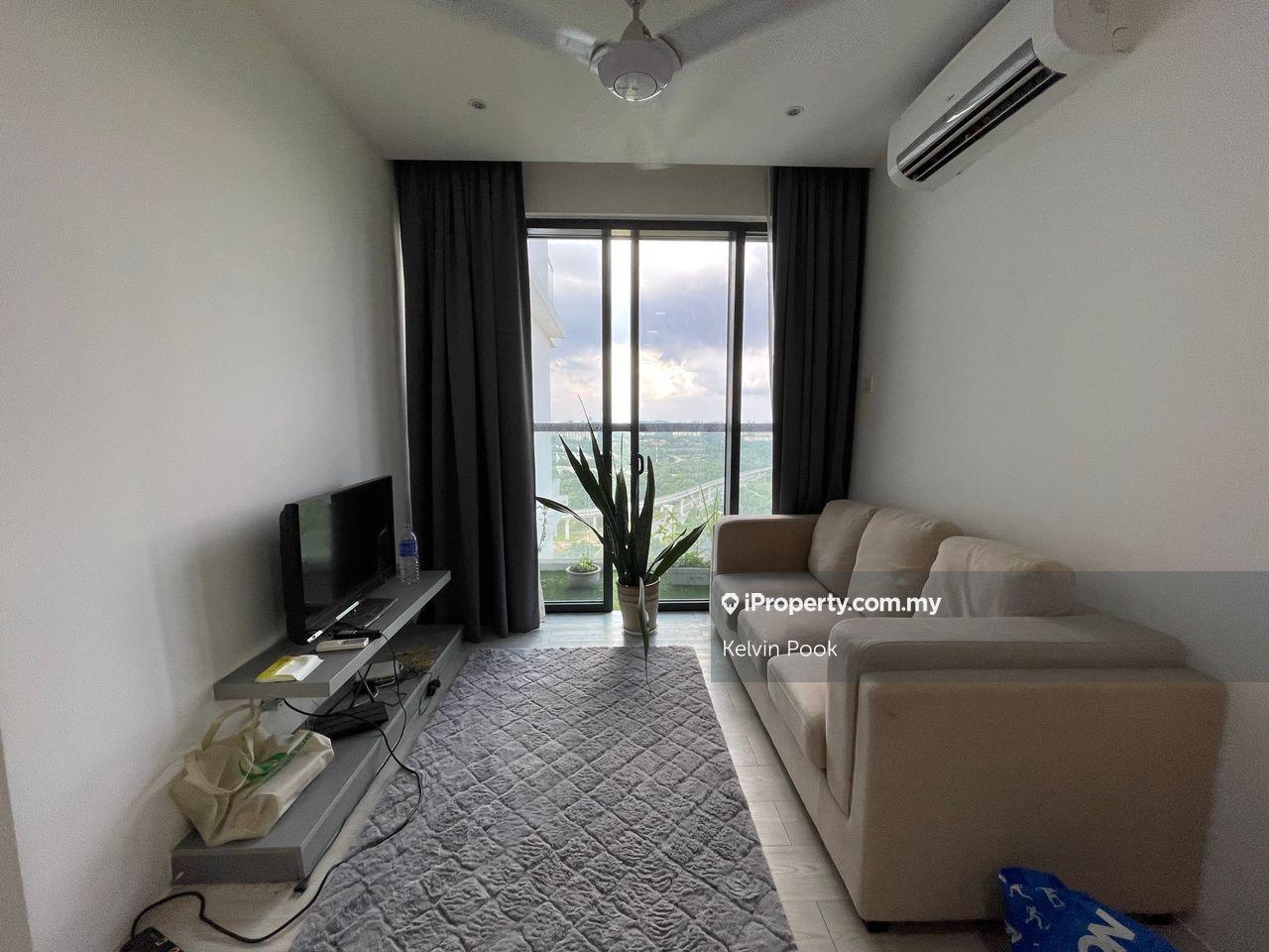 Premium Sky Park Renovated Condo With Balcony In Cyberjaya Near MRT