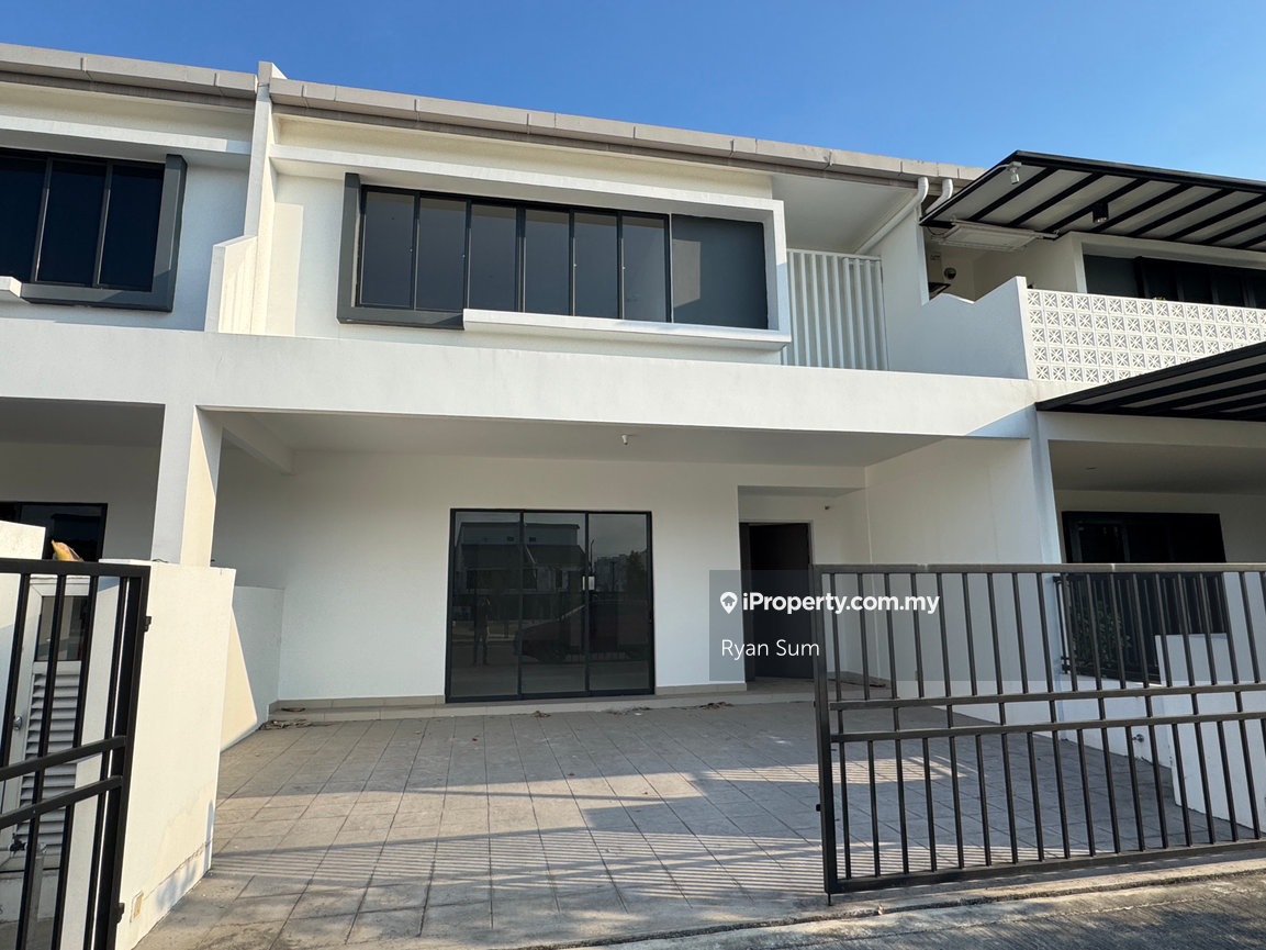 Superlink 26 x 70 Partly Furnished Best Price Rm2800 