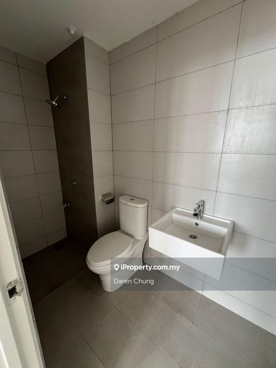 Ixora Court Apartment 4bedroom unit for sale