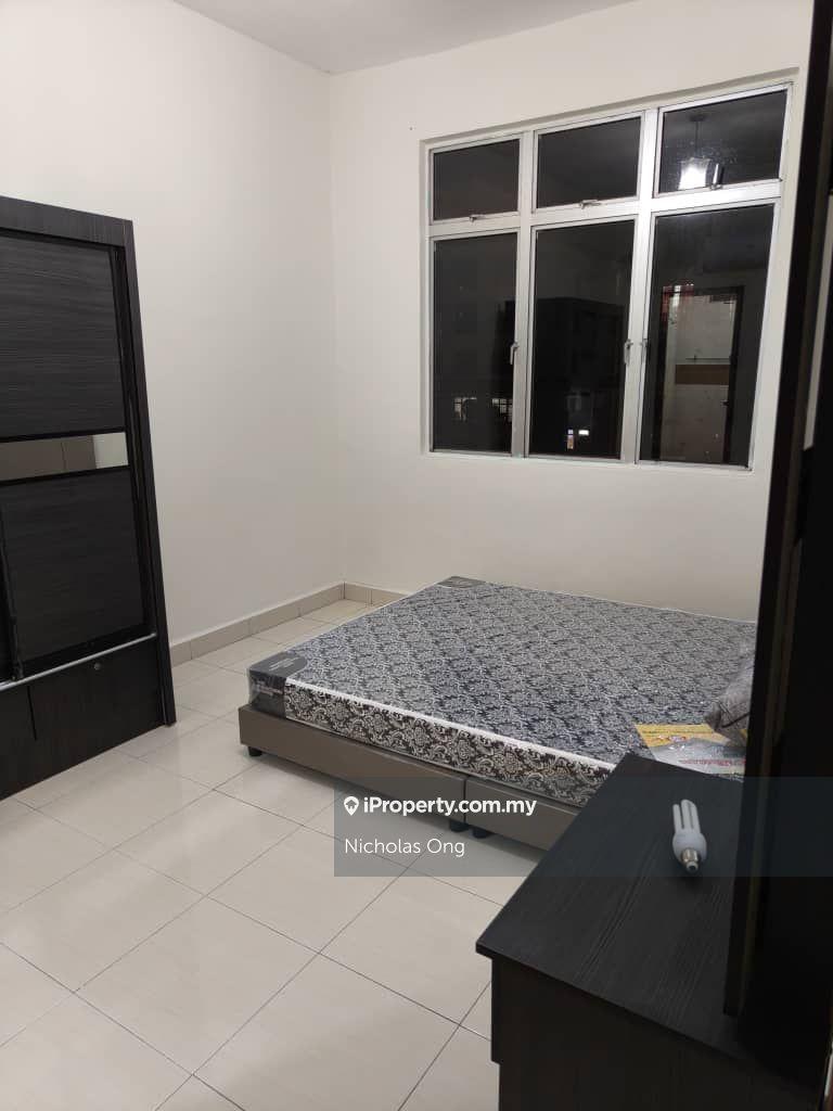 Kipark Apartment / Tampoi / Skudai / 3 Bed 2 Bath