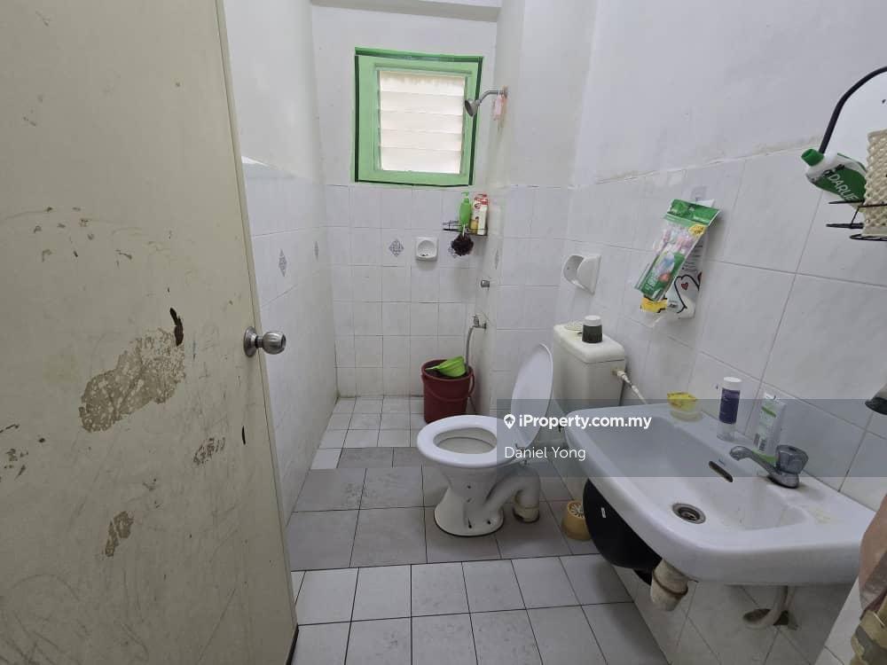 Vista Seri Alam Apartment