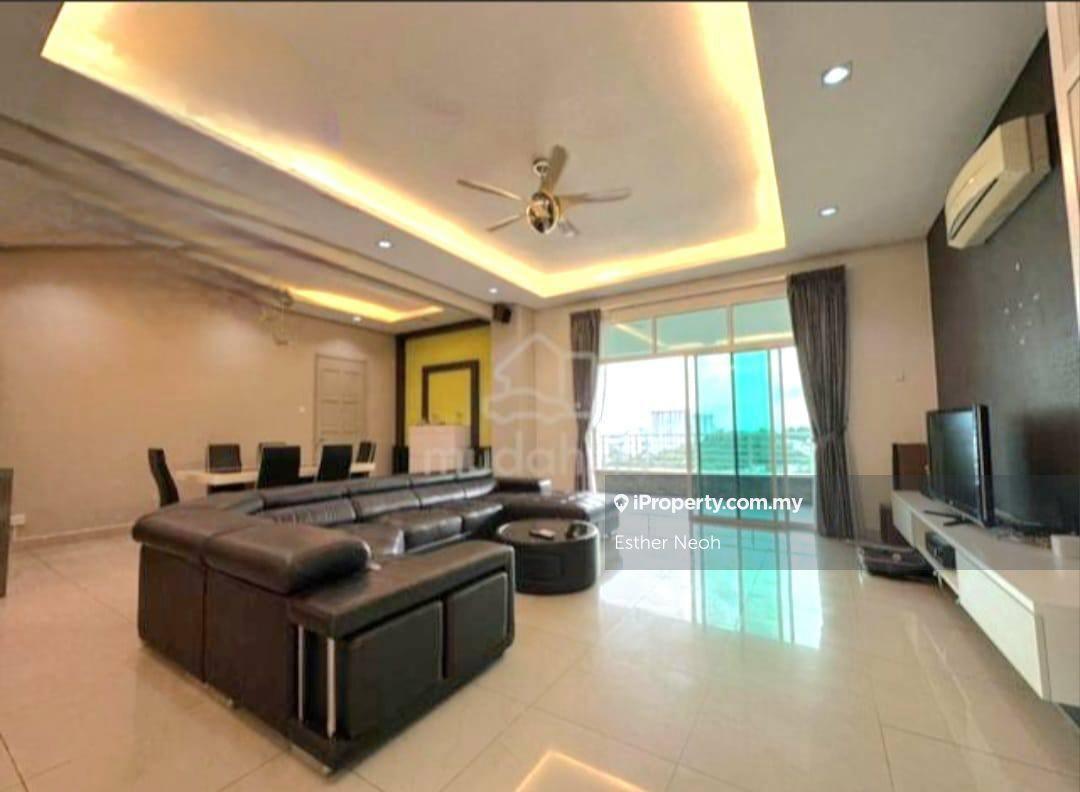 Delima Palace, Greenlane. 2600sf, 3 Carpark.