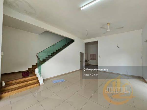 Canary Garden 2 Sty Cluster Semi-D Gated Guarded Area For Rent
