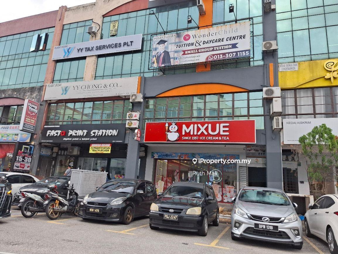 End lot Office for sale at Bandar Puteri