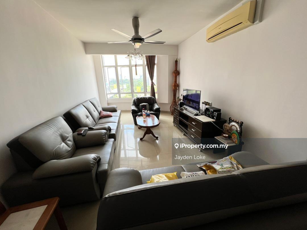 Fully Furnished Condo For Urgent Sale at Jalan Ipoh