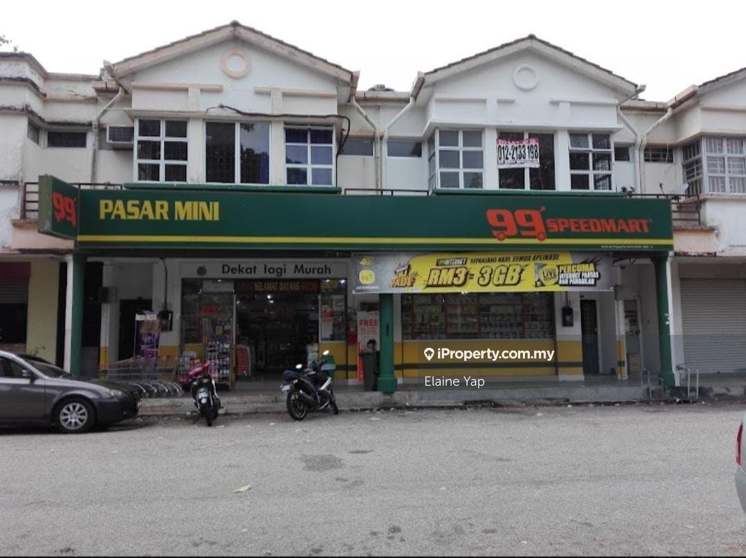 2 Storey Shoplot at Taman Tasik Semenyih For Sales
