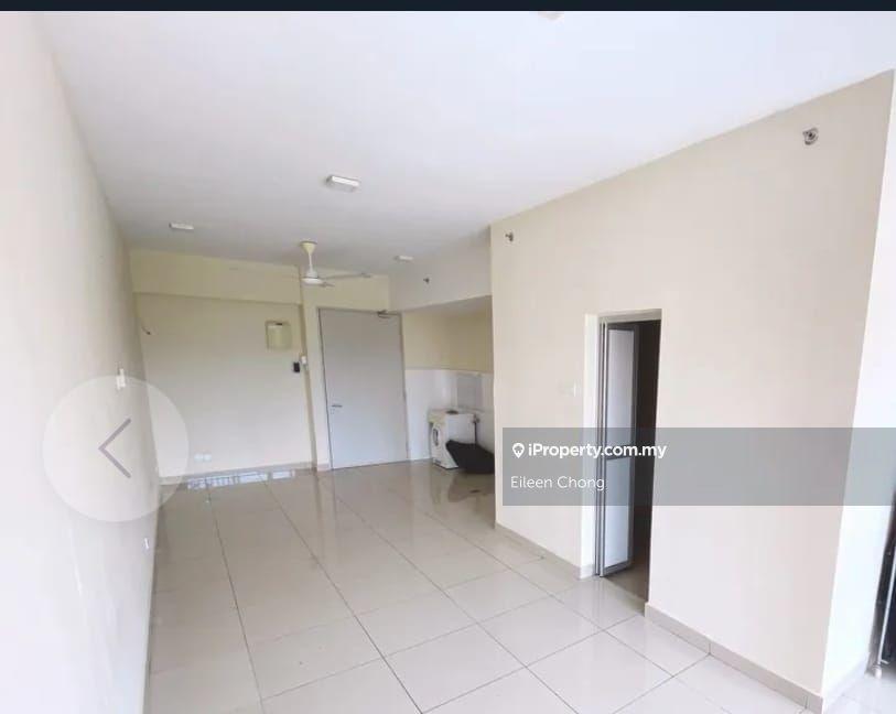 Well maintain unit for sale suitable for ownstay or investment