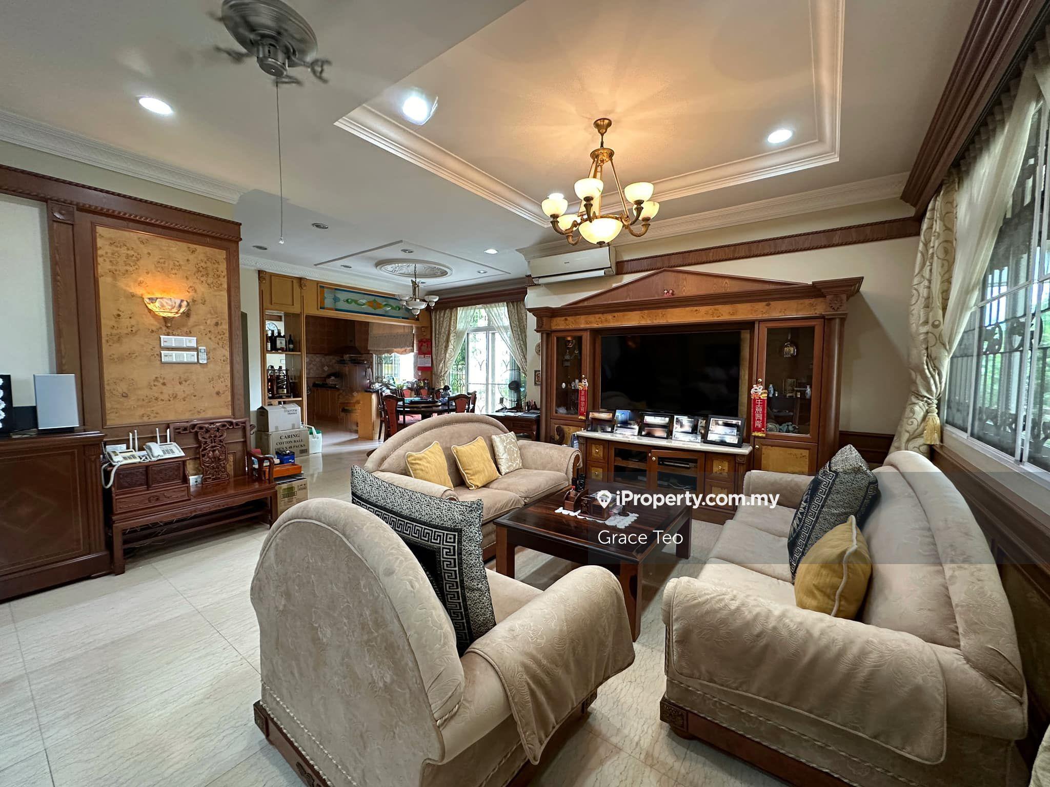 Taman Hilltop Lintas Luyang Semi-D 