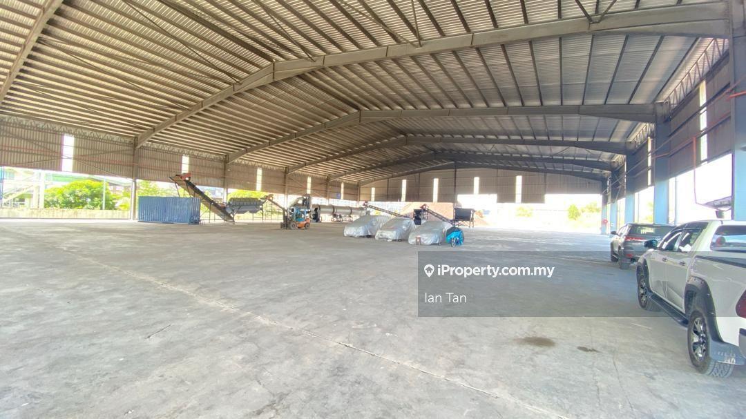 Tanjung Langsat Detached factory with extra land - For Sale