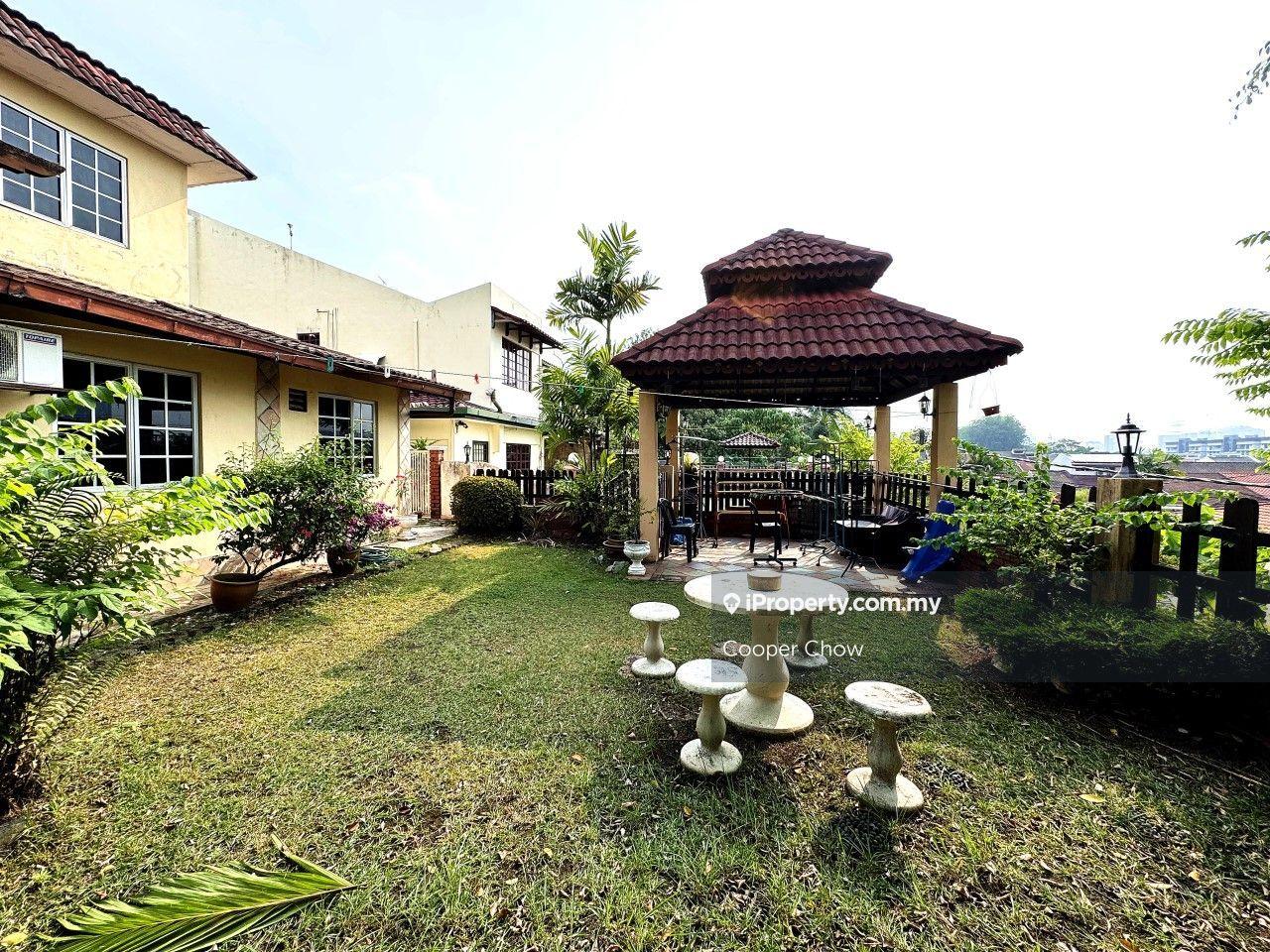 2-Sty Semi-D @ SS 4 Kelana Jaya For Sale