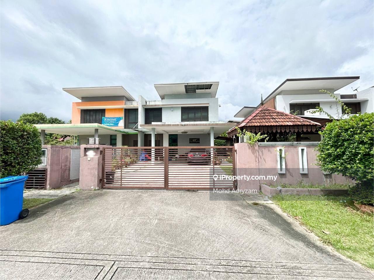 Garden Villa Semi-D Double Storey , Jalan Kristal Seksyen 7 Shah Alam 