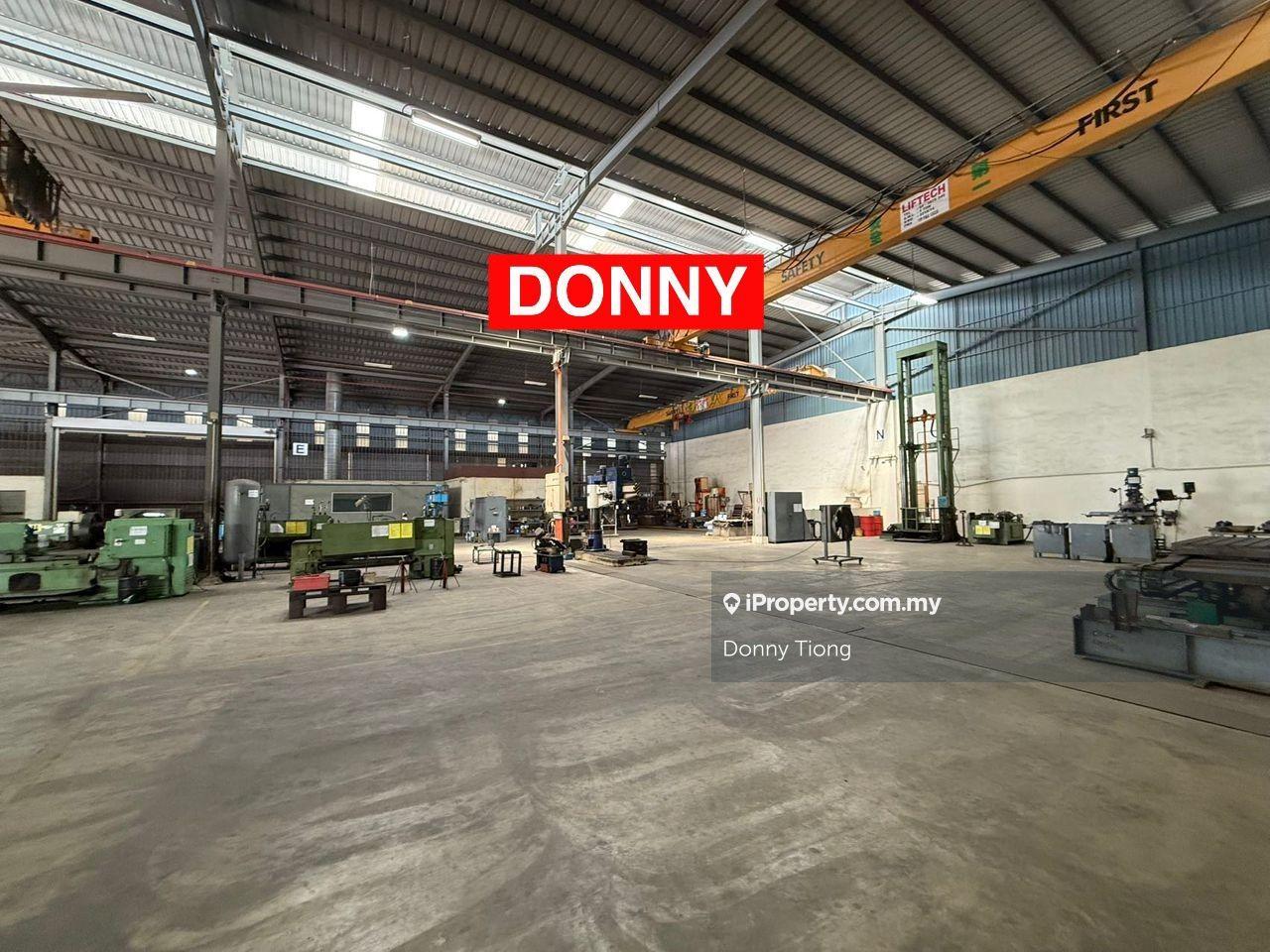 1.5 Storey Factory Corner Unit At Bukit Minyak Science Park For Sale