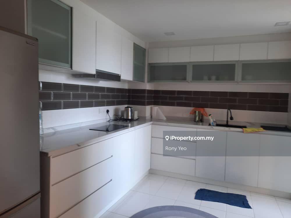 Northpoint Residences Fully Furnished Leasehold 1320sqft For Sale !!