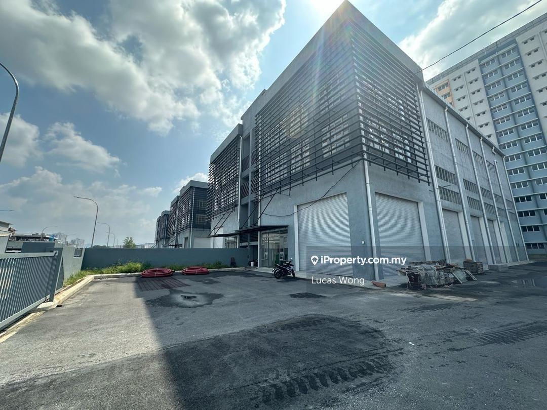3 Storey Semi-D Factory For Rent, Balakong, Cheras, Seri Kembangan