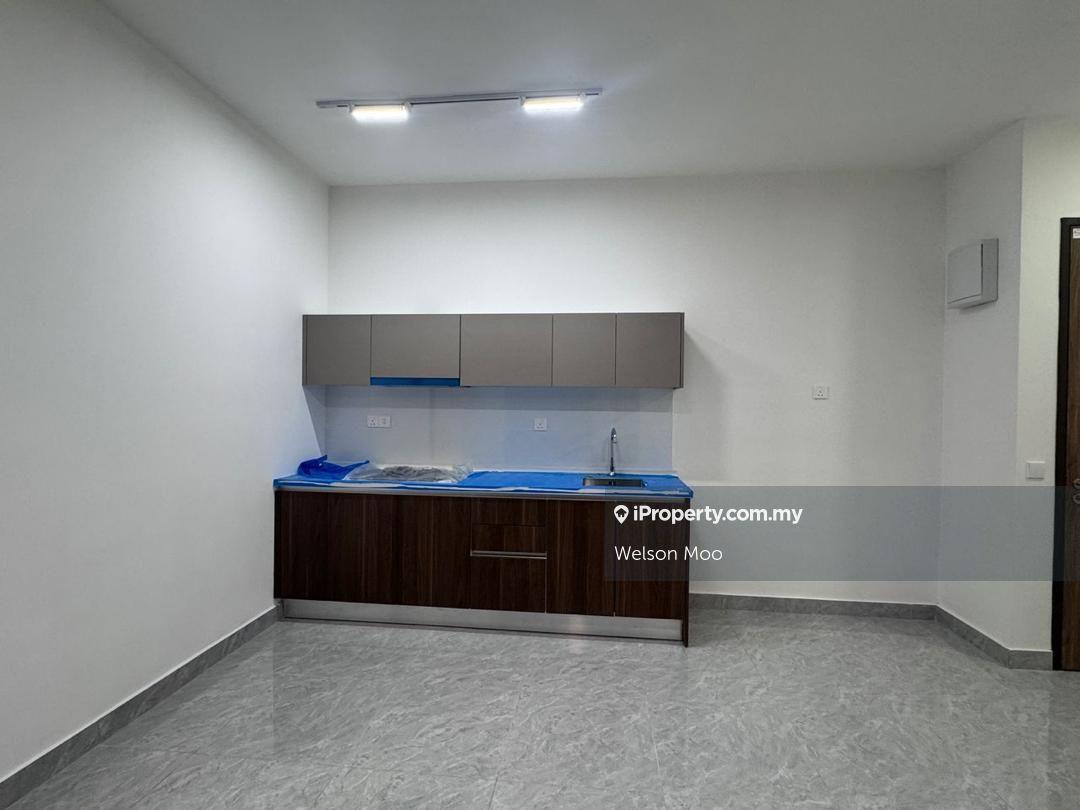 Altris residence @ Partly furnished