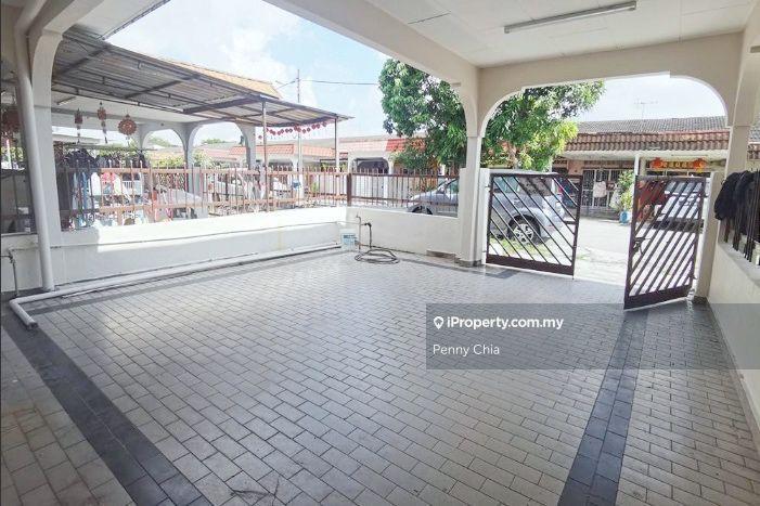 Freehold Klang Batu Belah Single Storey Terrace